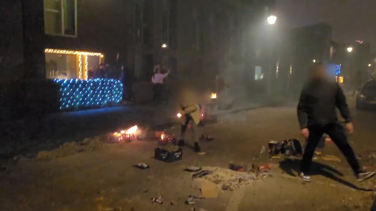 Total Exhibition | Elite Mark | 20 MM | 102 Shots | Sfeer beelden