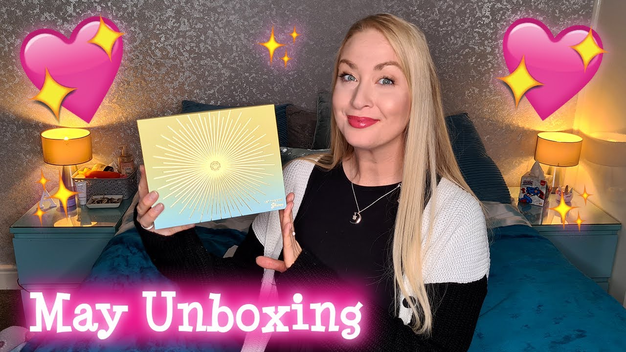 May Glossy Box Unboxing  - ItsMeAshleigh
