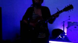 Sharon Van Etten - Heart in the Ground (High Violet Annex, 5.13.2010)