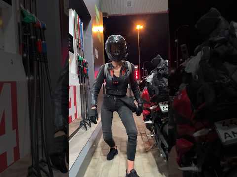 говорят, что У МЕНЯ КРИВЫЕ НОГИ, а я просто много езжу на моте😂#мотоТаня legs after moto #motoTanya