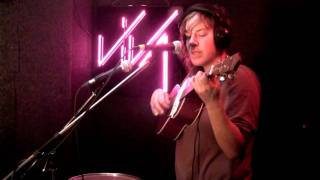 tUnE-YaRdS "Fiya" / Interview (Live @ Viva Radio)