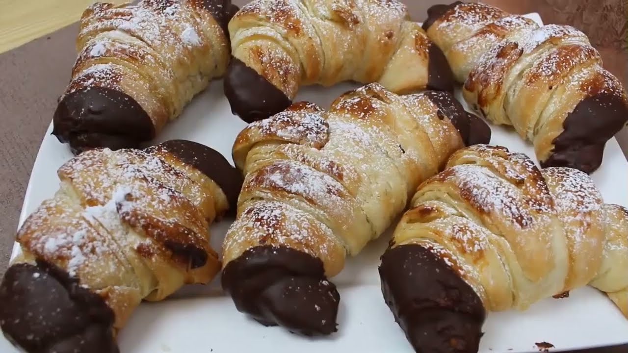 Leckere CROISSANTS wie vom BÄCKER I Das sind die besten Croissants mit ... Leckere CROISSANTS wie vom BÄCKER I Das sind die besten Croissants mit ...