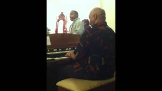 Bishop Ralph Donnie Graves Organ Snippet