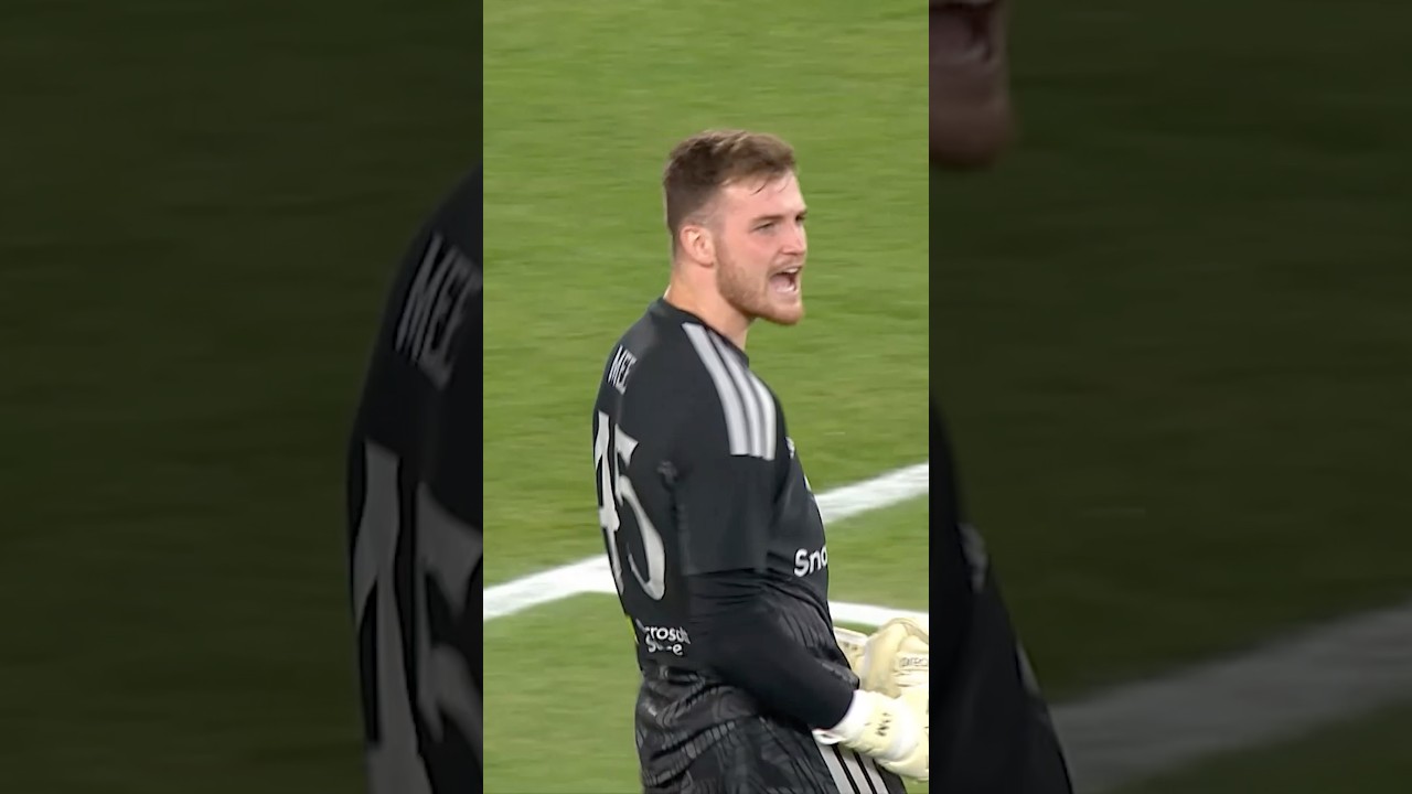 Yep, That’s Mee Saving A Penalty 🆚 Leeds ⛔️