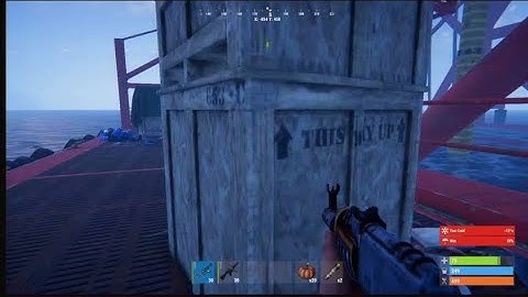 RUST - Solo Taking Oil Rig (Target Practice Server)