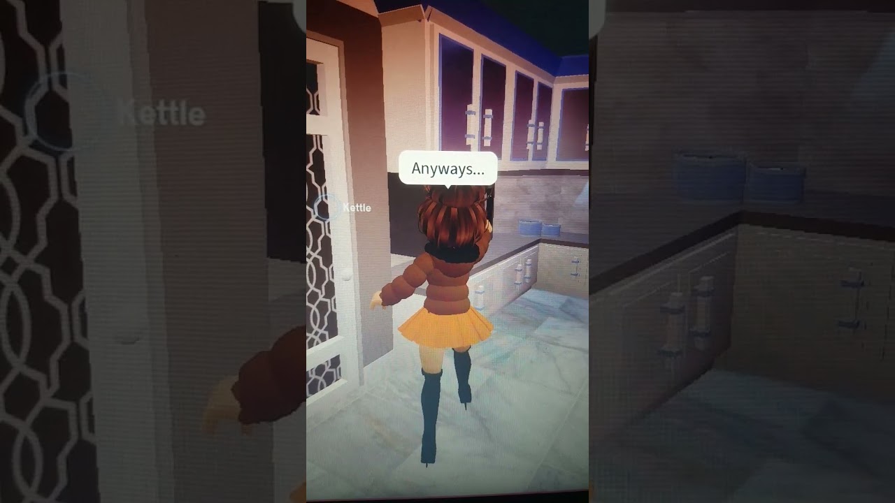 The mean girl tries to frame the new girl...🤔 