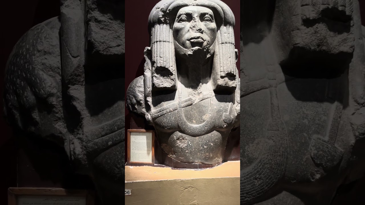 The Shadow Beneath the Throne: Amenemhat III and the Silent Priest 