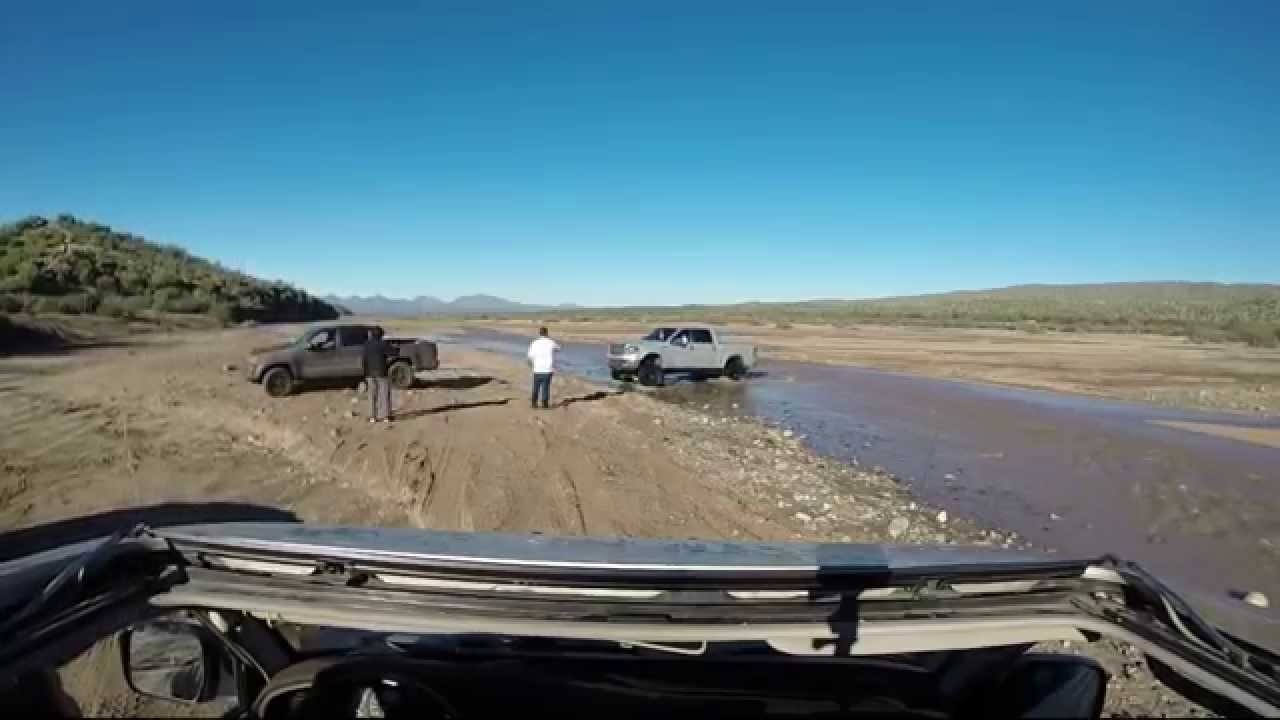 Toyotas havin fun at Sycamore, AZ January 2015 - Tacoma pull out stuck ...