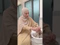 Dress cream tu nampak pudar &amp; kotor?Lepas mandi dengan Sabun Badang Makeover,baju kembali berseri!