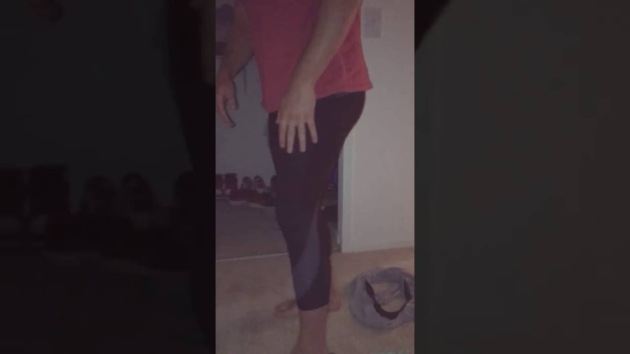 Boyfriend wearing my leggings YouTube
