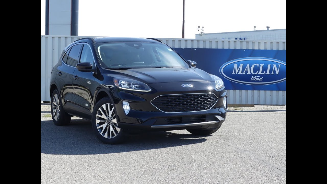 2022 Ford Escape Titanium 401A | Panoramic Roof | Tow Package | Stock