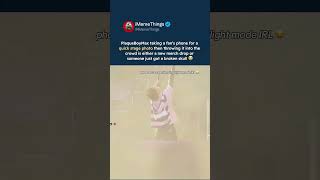 plaqueboymax throws fan phone into crowd after stage photo #plaqueboymax