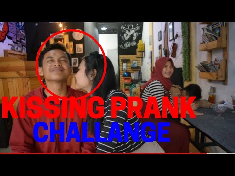 kissing-prank-challange!-#1-prank-indonesia