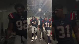 Celebrity Mike Vrabel waits at locker room door to greet everyone after his first win as Patriots coach. 🤝 Profile