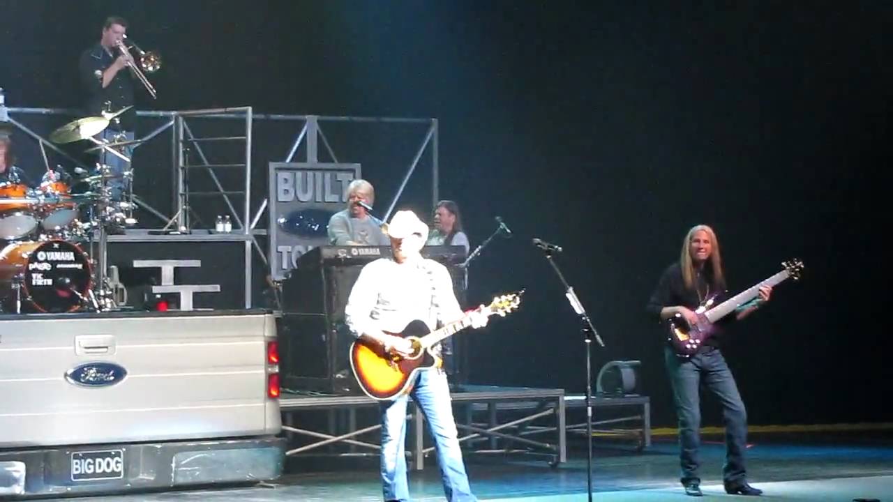 Toby Kieth.........Wish I Didn't Know Now...Live