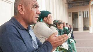 Prayers at Islam Karimov’s mausoleum in Samarkand