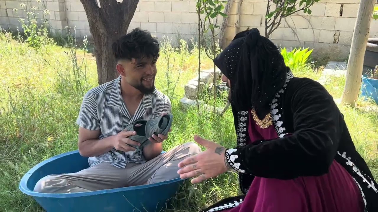 ام خليل شافت البنت وطار عقلها😍رح تخطبها لابو عجلان😂الحلقة الاولة