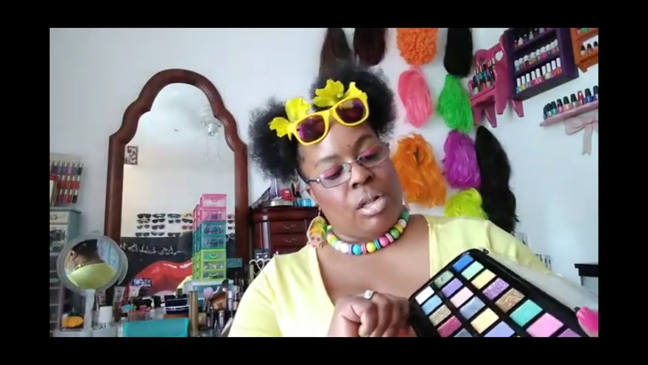 MAKE-UP HAUL OF PRODUCTS I'M GIVING AWAY (Asmr Style)...By: MAKEUP4DUMMIES