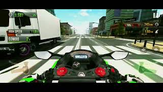 Traffic bike game (green kawasaki ninja h2r top speed) screenshot 3