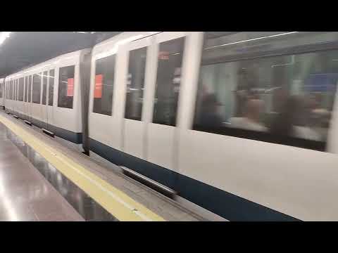Metro de Madrid S8000 entrando en Mar de Cristal#españa#ffcc#train#railway#metro#madrid#spain#shorts
