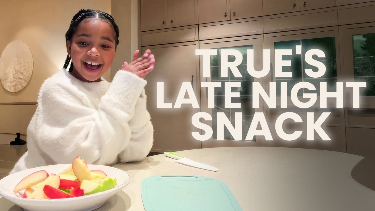 Letting True Run the Kitchen | Khloé Kardashian