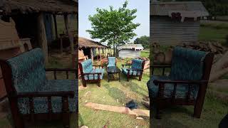Soha Kushi Beach table kuch Jaada unique Lag raha Hai