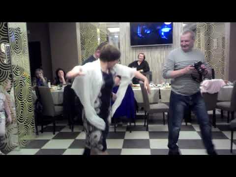 жили три холостяка (1973) — фрагмент. всеволод абдулов. три холостяка сказка на новый лад. три холостяка сказка на новый лад. сказка три холостяка три друга.