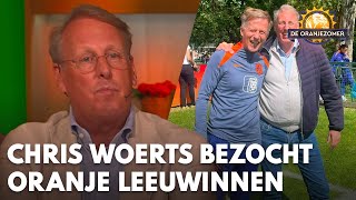 Chris Woerts bezocht Oranje Leeuwinnen na stevige kritiek op vrouwenvoetbal: is hij milder geworden?