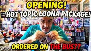 What is the UNEXPECTED HOT TOPIC Item inside? @bwrosas