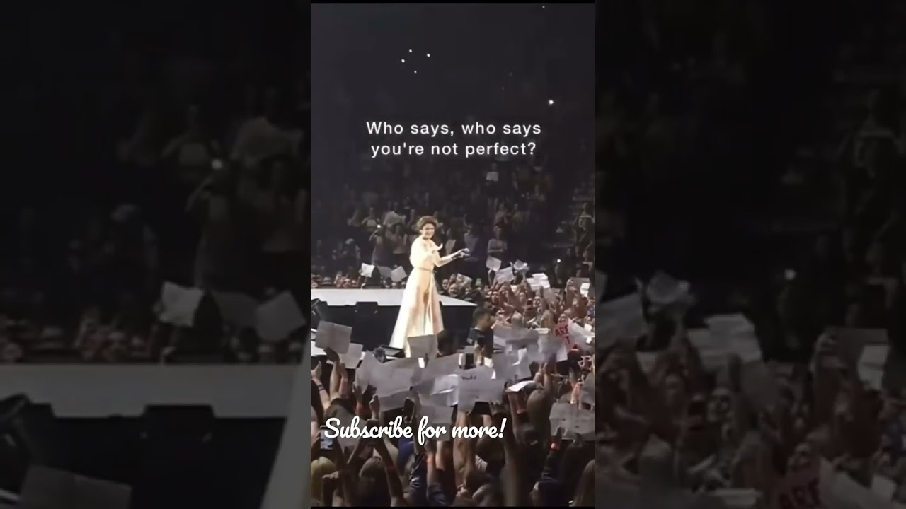 Who Says Selena Gomez Crying During Live Concert In Montreal Crowd Singing Out Loud 