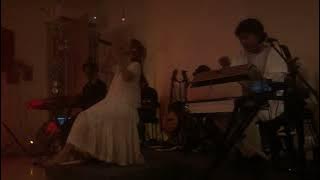 Download lagu Nadin Amizah - Kanyaah (Acoustic Live at EH! Mendadak, Jakarta 24/3/2024)