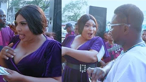 Kemi Afolabi Show Off Her Dance Moves,Komole While Kunle Afod Came Out To spray Her Money