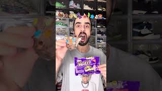 Food ASMR Eating a Chocolate Pizza and other snacks!