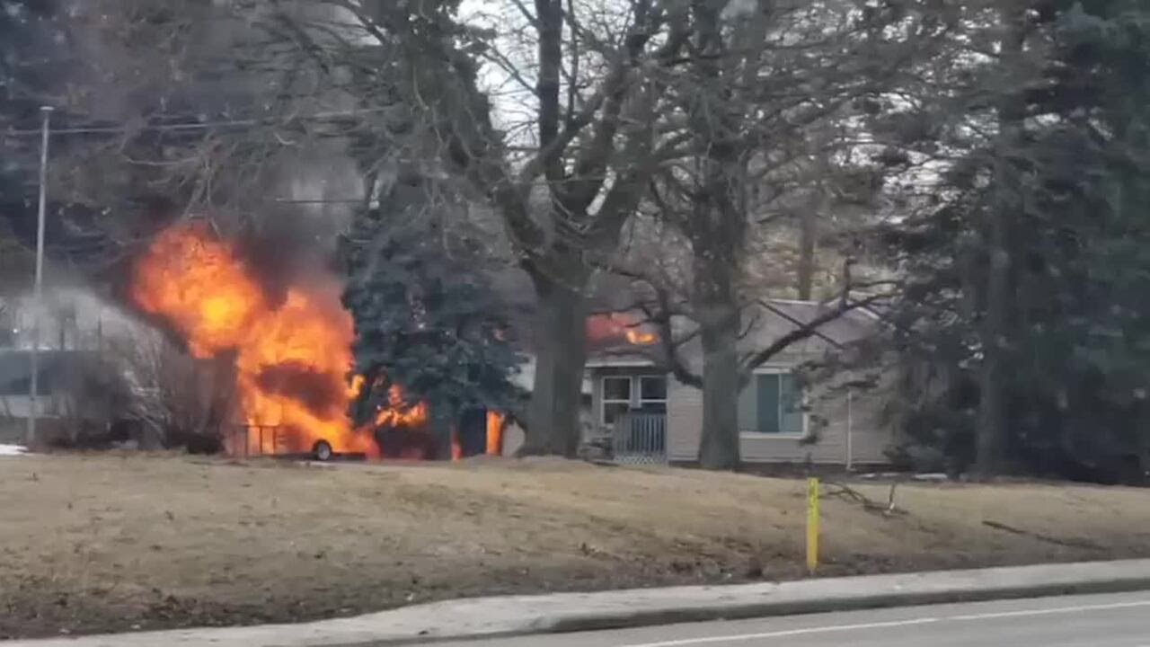 Viewer video: Garage fire on Harlem Road