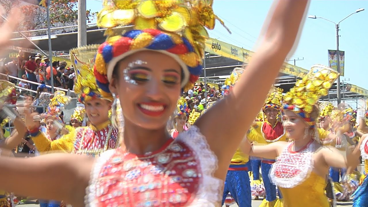 Una "Batalla de Flores" da inicio al mítico Carnaval de Barranquilla