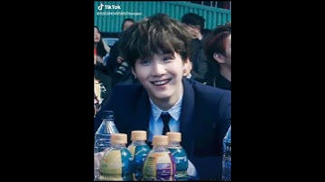 Nụ cười của chàng trai mật ngọt #suga#beauty