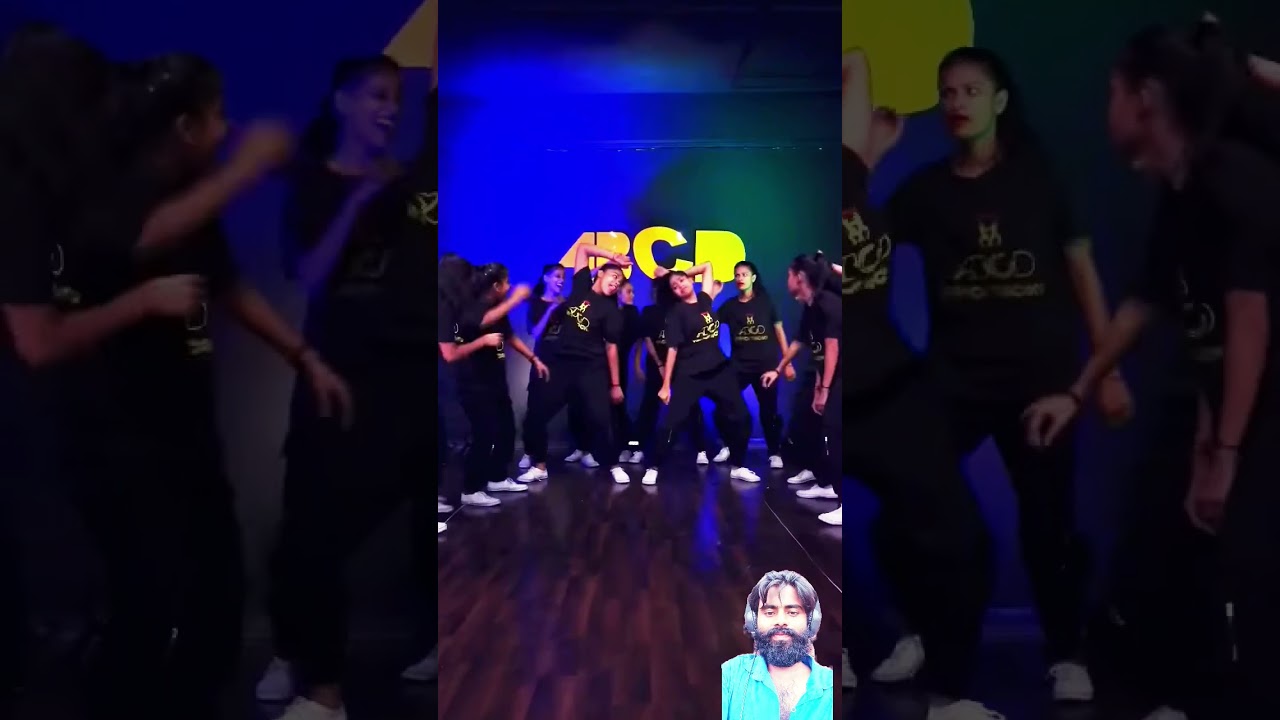 Masti bhari raat hai! 