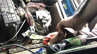 Diagnose Repair and Replace Freightliner Cascadia Cab Blower Motor