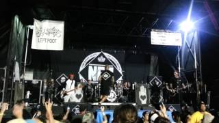 New Found Glory live Phoenix Arizona Warped Tour 2016