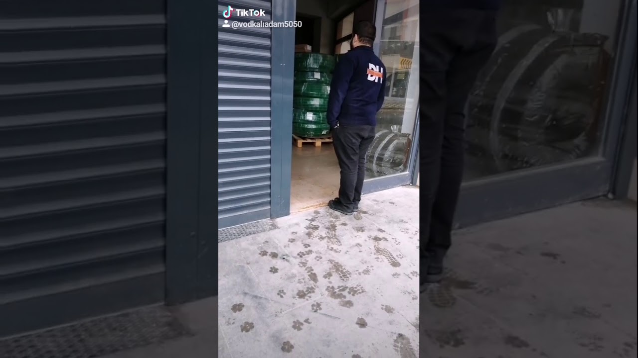 Ona bir küfür et 😂 YouTube
