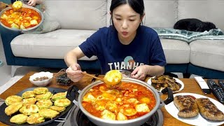 Real Mukbang:) Korean Best Home Meal ☆ Spicy Soft Tofu Soup, Pumpkin Jeon, Side Dishes screenshot 2