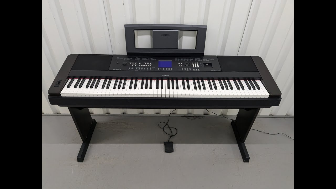 Yamaha DGX-650 digital piano keyboard arranger in dark rosewood finish stock number 24397