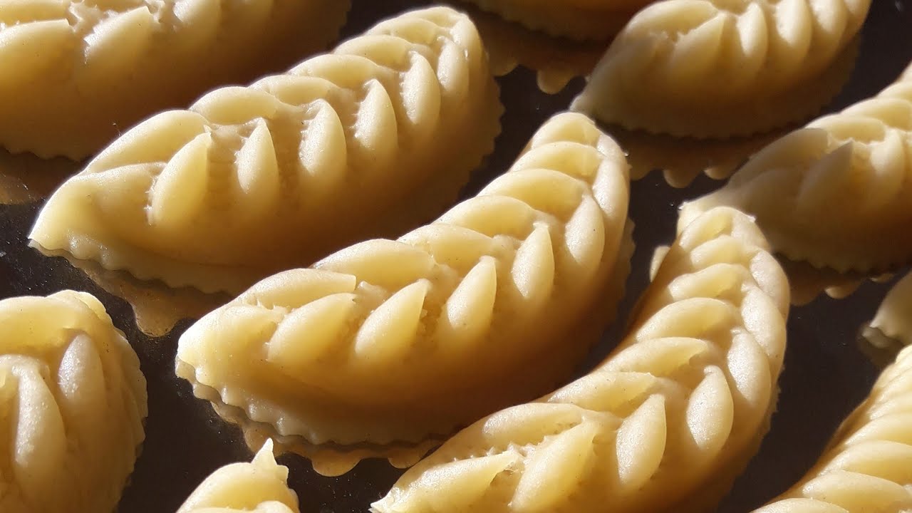 حلوة سبولة/ السنبلة باللوز جديد وحصري على قناتي