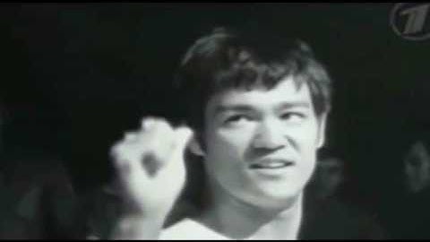 Bí ẩn của Lý Tiểu Long   Thuyết minh