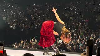 Download Lagu Lady Gaga - La vie en rose 💗 | Live at Mayhem Ball | Paris 22/11/2025 MP3
