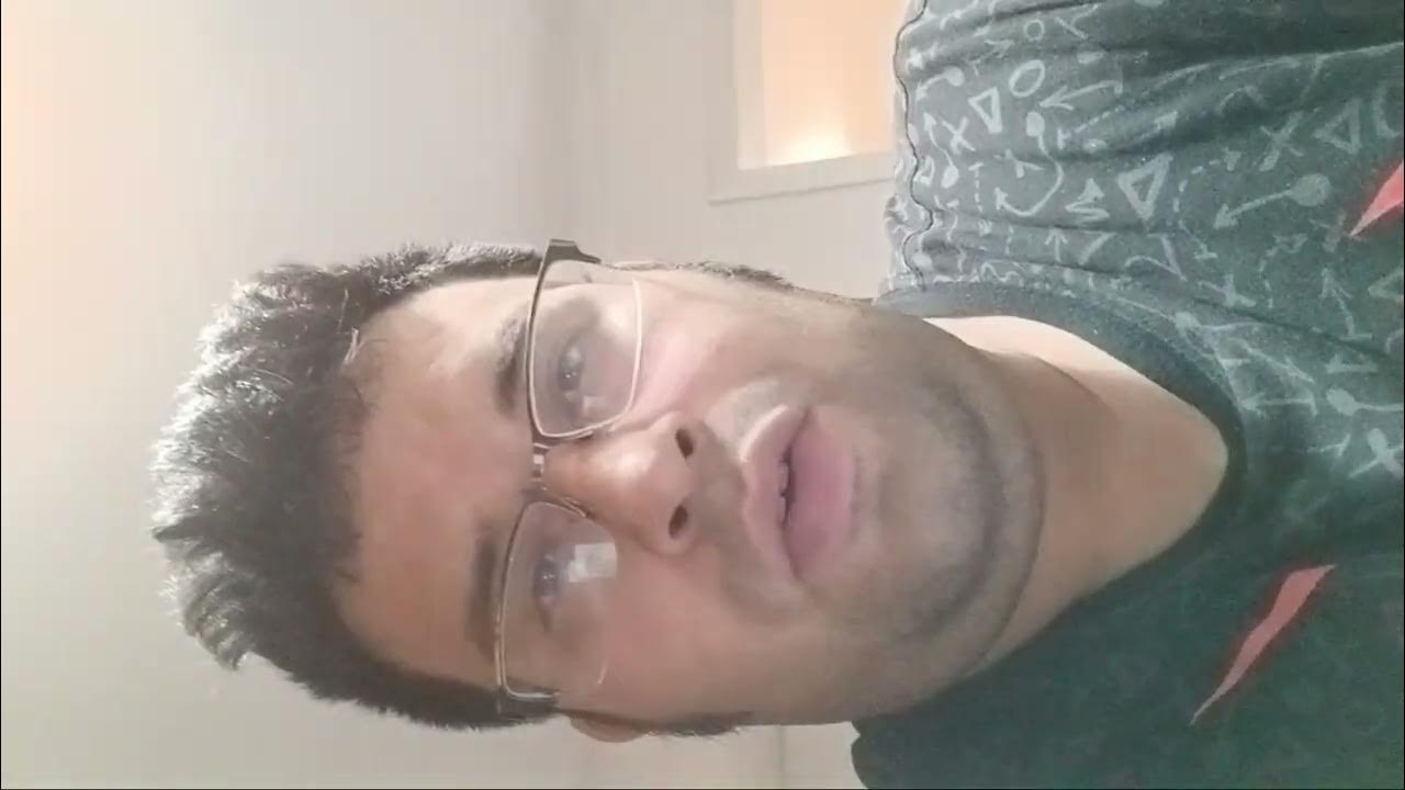 what is this green light on my screen YouTube