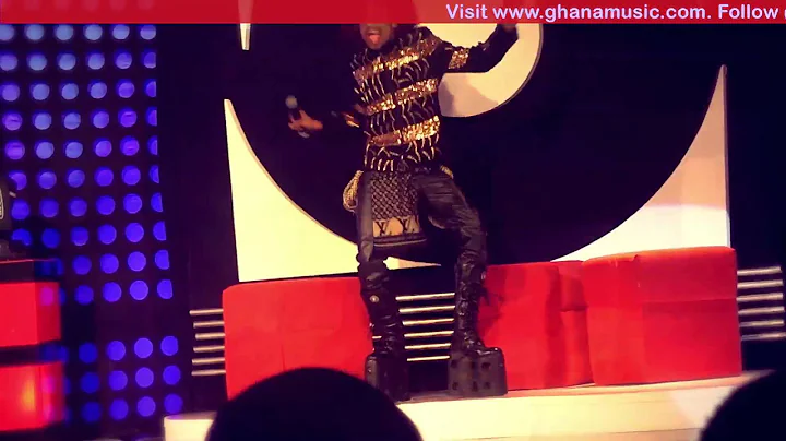 Denrele - Dancing 'Azonto' at Channel O news launch | GhanaMusic.com Video