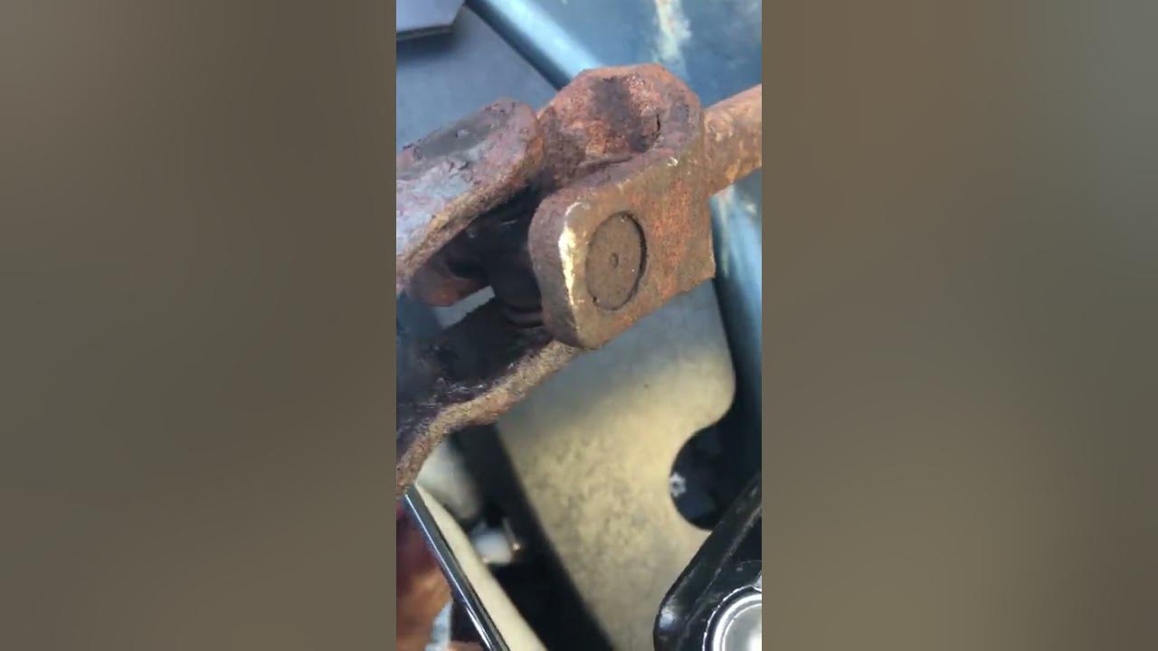 HOW TO FIX STEERING WHEEL PLAY (One of the ways) there is different
