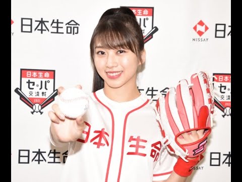 ニュース -  モー娘。牧野真莉愛、ミニスカ姿でノーバン始球式　豪快フォームで球場沸かす