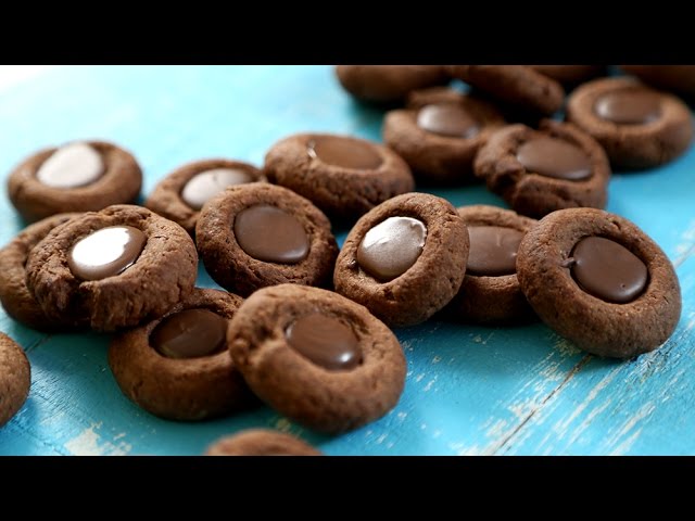 Thumbprint Cookies Recipe | Chocolate Cookies - Tea Time Snack | The Bombay Chef - Varun Inamdar | Rajshri Food